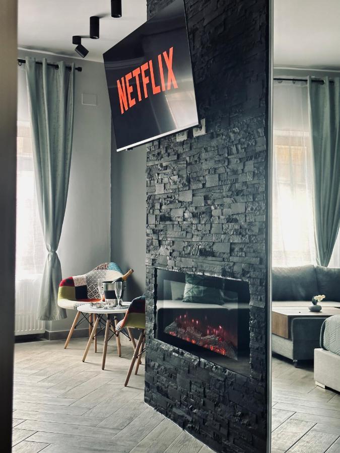 Stay Inn Central Brasov Apartments Esterno foto