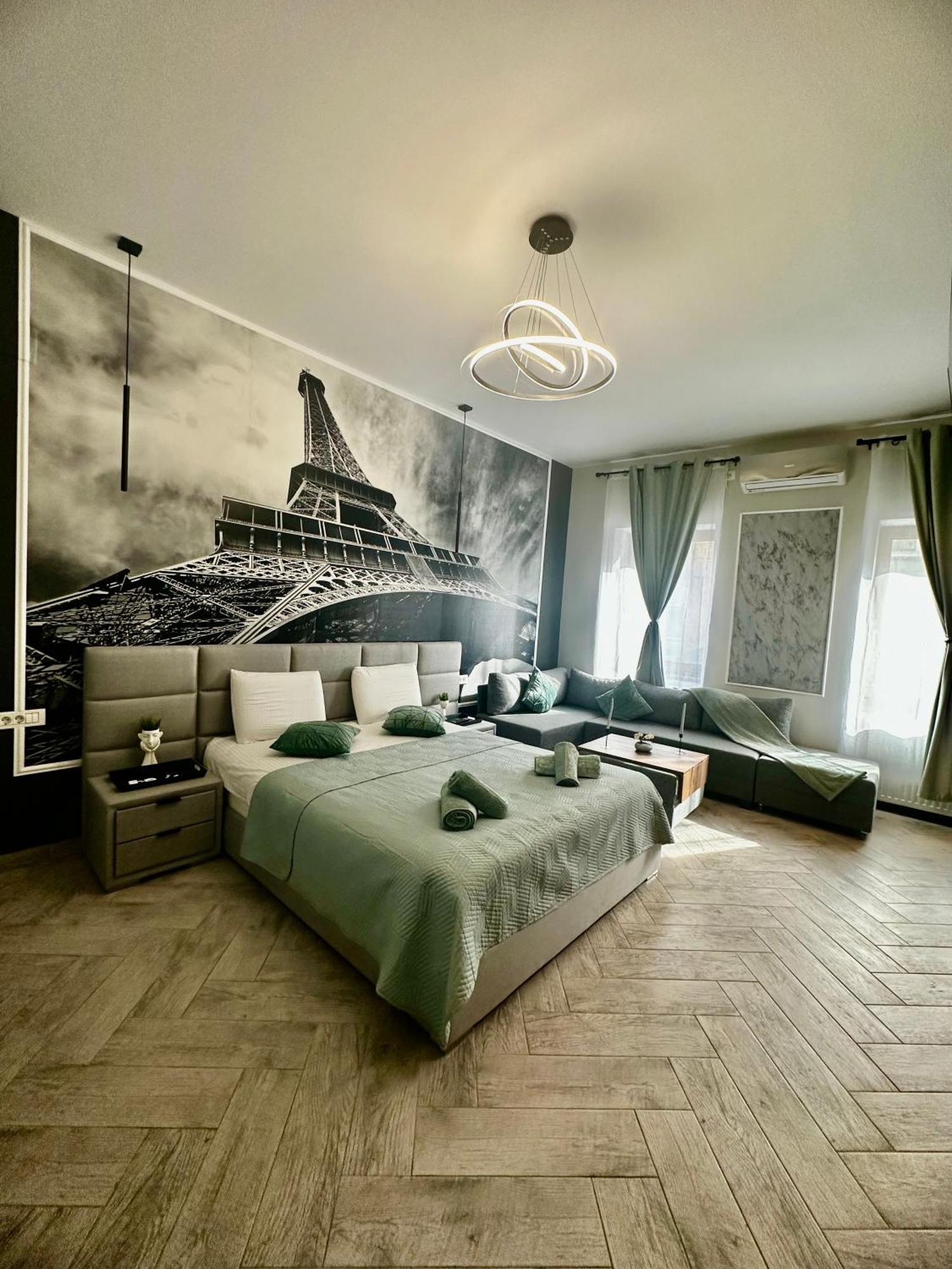 Stay Inn Central Brasov Apartments Esterno foto