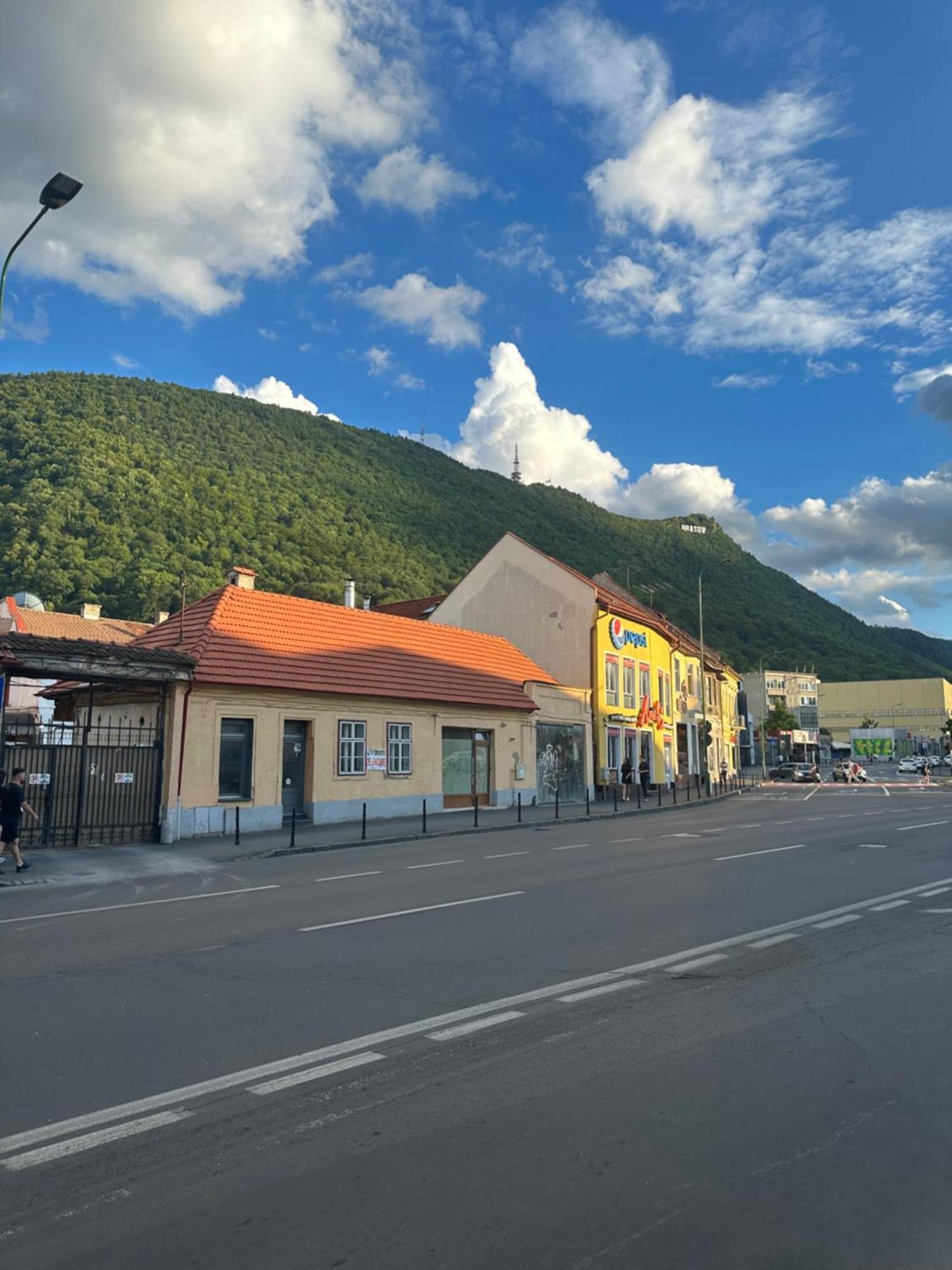 Stay Inn Central Brasov Apartments Esterno foto