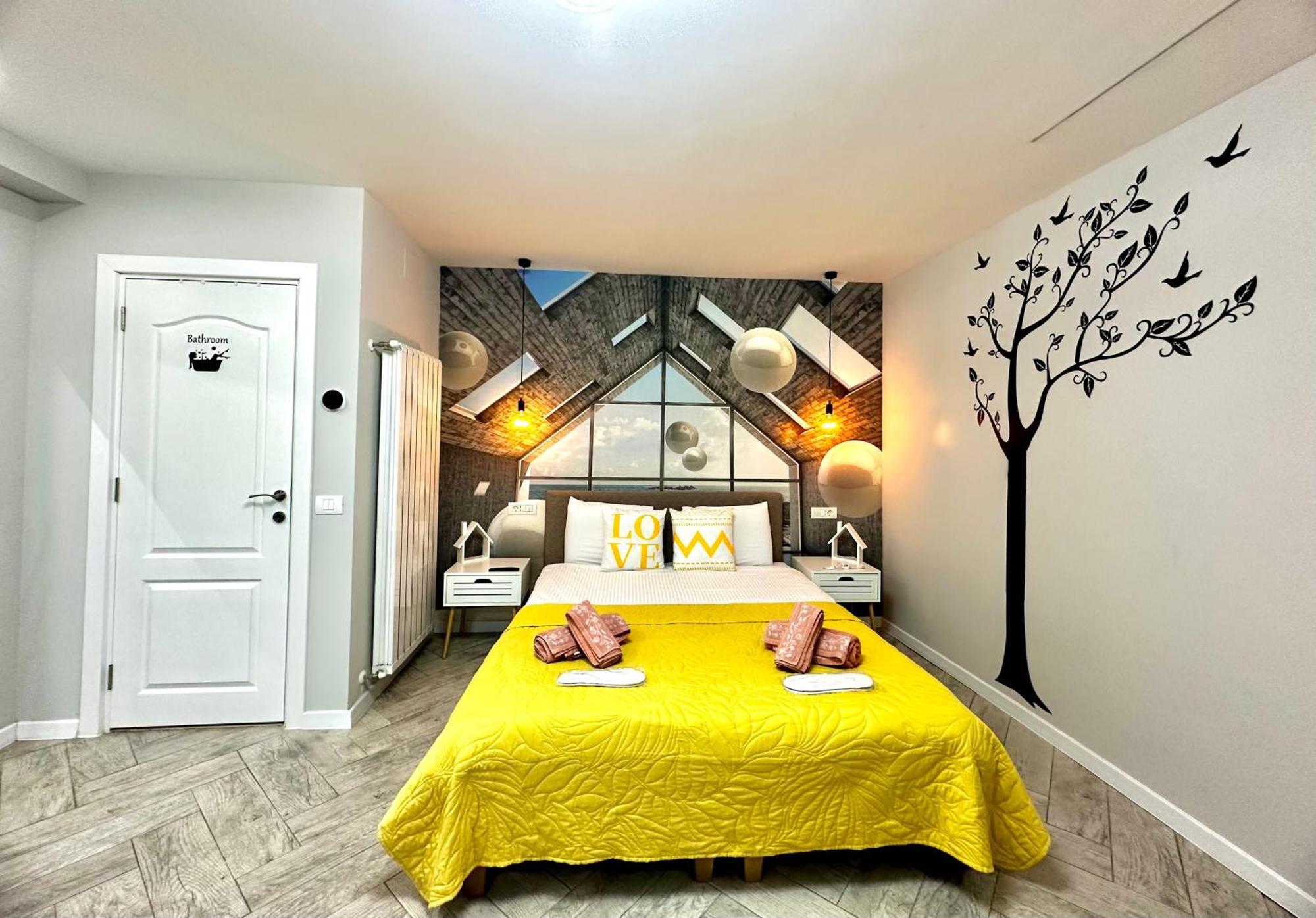 Stay Inn Central Brasov Apartments Esterno foto