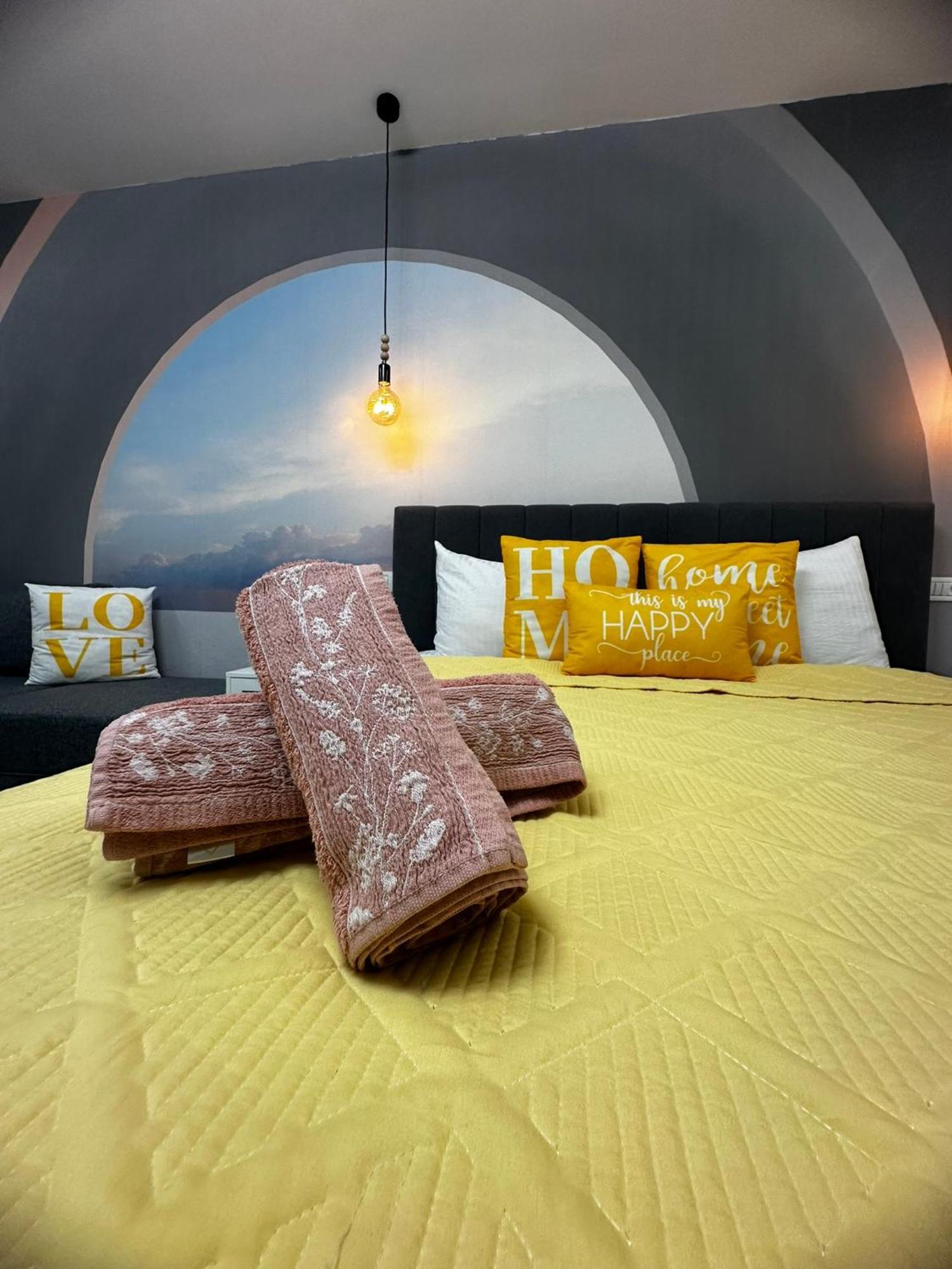 Stay Inn Central Brasov Apartments Esterno foto