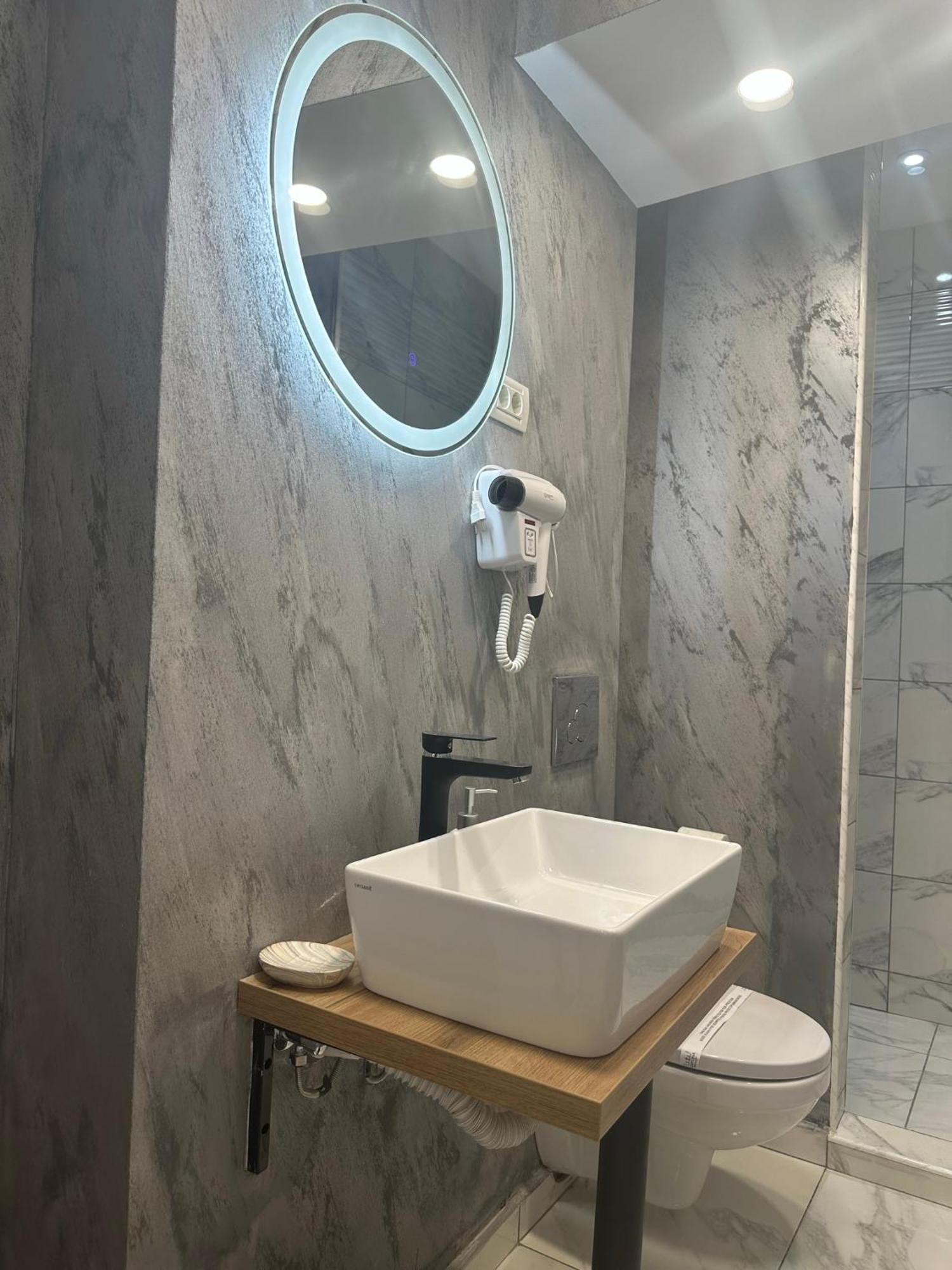 Stay Inn Central Brasov Apartments Esterno foto